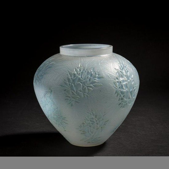 René Lalique, 'Esterel' vase, 1923
