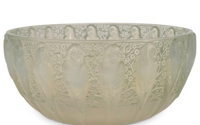 Rene Lalique "Perruches" Opalescent Glass Bowl