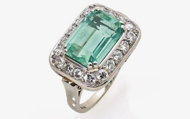 Ring with emerald and brilliants Germany, 1930s