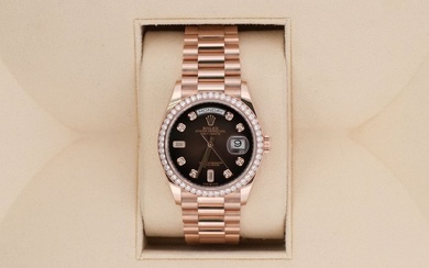 Rolex - Day-Date - 128345RBR - Unisex - 2020