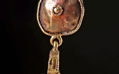 Roman Gold Earring Shield w/ Hanging Grape Cluster
