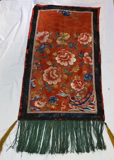 Runners, Tapestries (1) - Silk, Textile - China - Qing dynasty (Manchu China) (1692-1911)