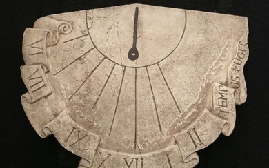 Spectacular Sundial - "Tempus Fugit" - "Time flies" - 64 x 49 cm - Marble of Istria - 20th century