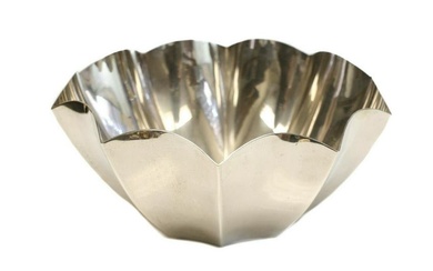 Tiffany Sterling Silver Fluted Bowl King Protea, Mid C.