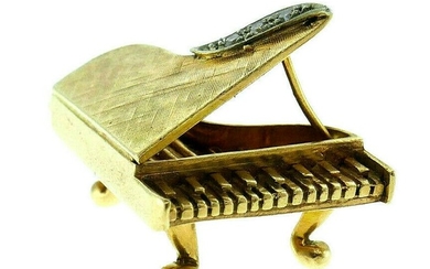 Vintage 14k Yellow Gold Diamond Grand Piano Charm