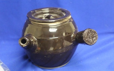 Vintage Chinese Teapot?