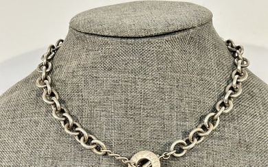 Vintage Tiffany & Co Sterling Silver Atlas Solid Chain Toggle Necklace 16.75 Inch