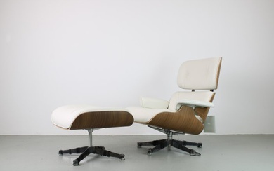 Vitra - Charles Eames - Armchair (1) - LCP Lounge Chair - Leather, Walnut white pigment
