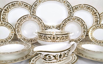 Windsor - Royal Worcester - Dinner service for 6 people (22) - Porcelain