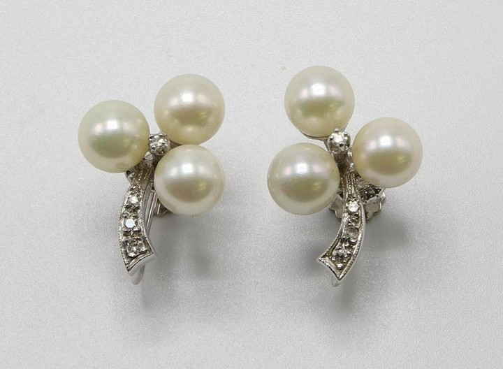14KW Gold Pearl and Diamond Earrings