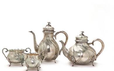 A Rococo style silver coffee- and tea set, maker Paul Petersen, 1927. Weight 1809 g. (4)