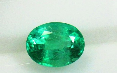 2.31 Ctw Natural Zambian Emerald Oval Cut