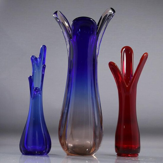 [3] Assorted Mid-Century Flower Form Color Glass Vases