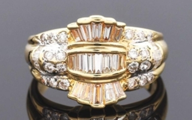 18K Yellow Gold Diamond Cluster Ring.