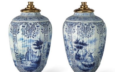 A PAIR OF DUTCH DELFT BLUE AND WHITE OCTAGONAL VASES, 19TH CENTURY