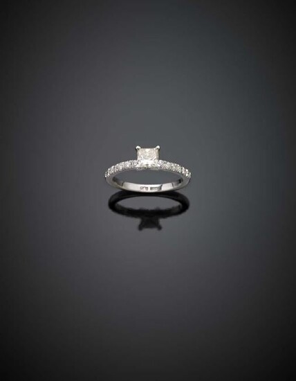 White gold princess diamond ring, diamonds on the stem