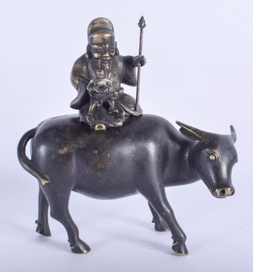 A 19TH CENTURY CHINESE BRONZE CENSER AND COVER modelled