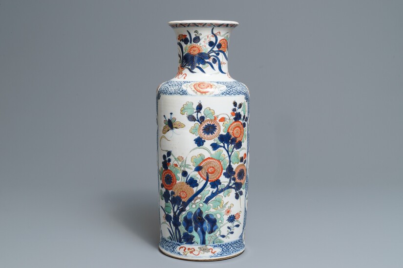 A Chinese famille verte rouleau vase with floral design, Kangxi