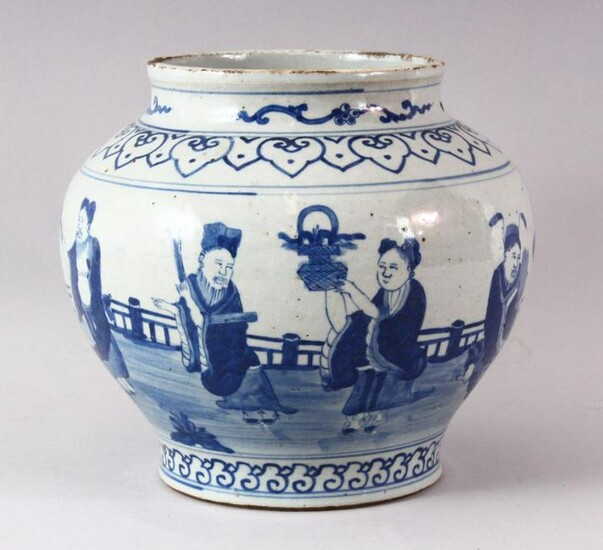 A LATE 19TH / EARLY 20TH CENTURY CHINESE BLUE AND WHITE