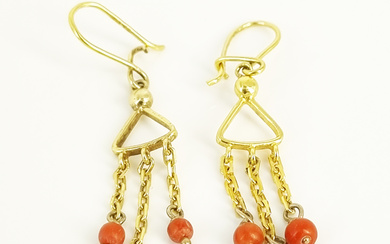 A PAIR OF VINTAGE ITALIAN GILT SILVER AND CORAL FRINGE EARRINGS