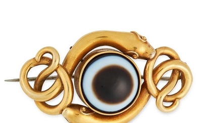 AN ANTIQUE BANDED AGATE MOURNING BROOCH, 19TH CENTURY