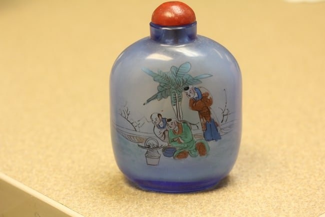 Antique/Vintage Large Chinese Snuff Bottle
