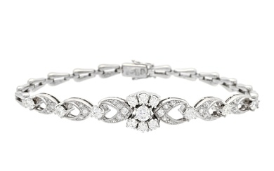 BRACELET, or blanc 18 carats, 35 diamants taille brillant - et diamants taille simple environ...