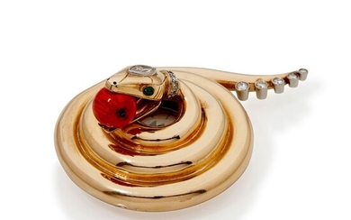 Broche montre bijoux, travail anglo-saxon, gravée 1939. Une évoquatrice broche en or 14 carats ouvrant...