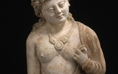 Buste de bodhisattva en stuc Art gréco-bouddhique... - Lot 32 - Daguerre