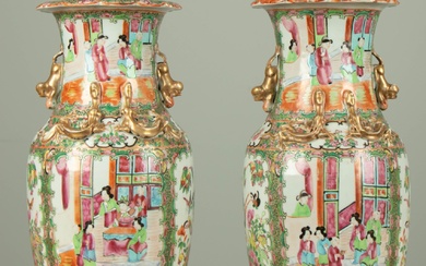 CHINE, Canton. Paire de vases en porcelaine... - Lot 232 - Métayer-Mermoz Maison de Ventes aux Enchères Moulins