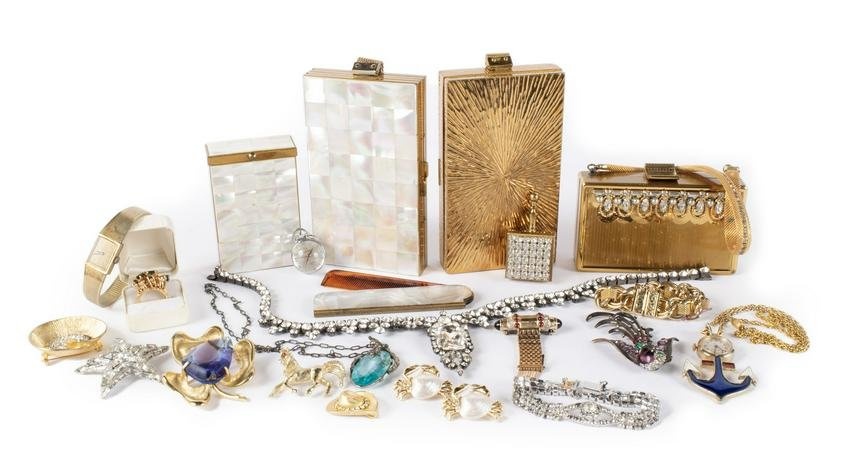 COLLECTION OF COSTUME JEWELRY AND PURSES