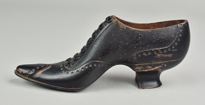 Carved wood ladies high heel shoe, 19th c style