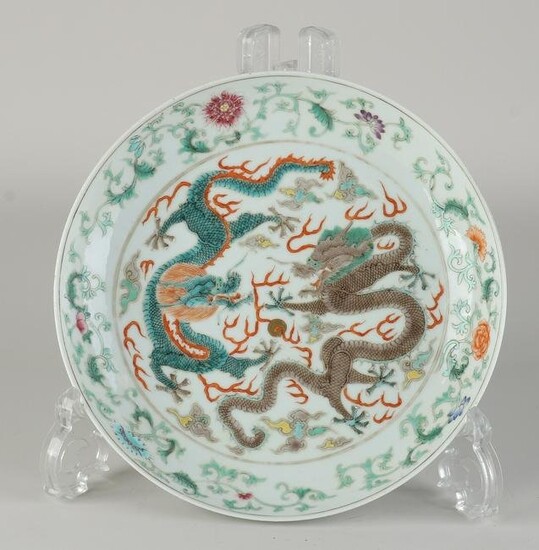 Chinese Familie Verte dragon plate Ã˜ 20.8 cm.