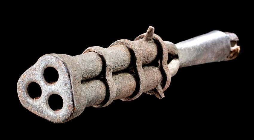 Chinese Ming / Qing Dynasty Iron Three Barrel Cannon
