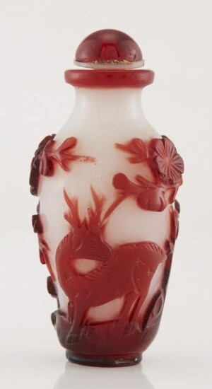 Chinese Red Overlay Glass Snuff Bottle