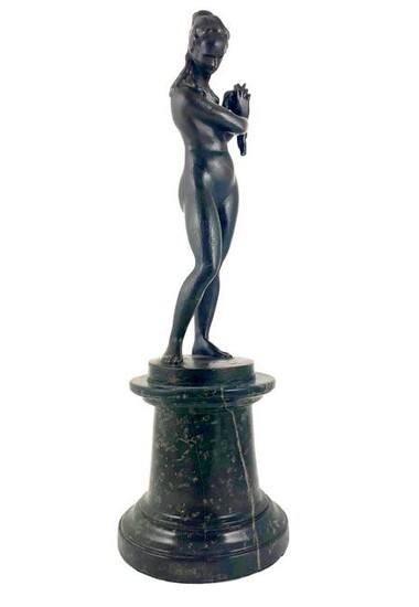 Classical Bronze Figure Of A Woman, 18th/19th C.