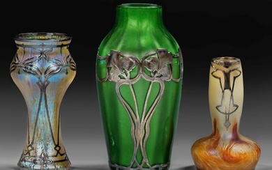 Drei Jugendstil-Glasvasen mit Feinsilberauflage