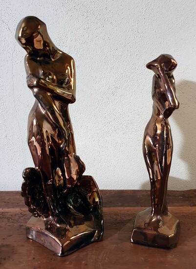 Due sculture , sec. XX