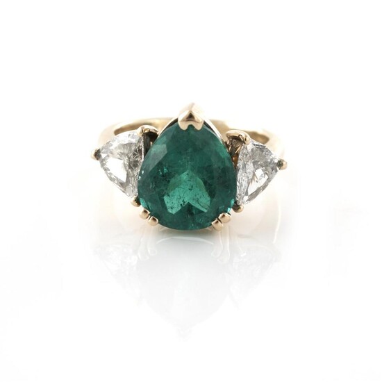*Emerald and diamond ring