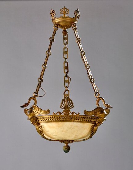 Empire style chandelier in bronze and alabaster with swans with outstretched wings.