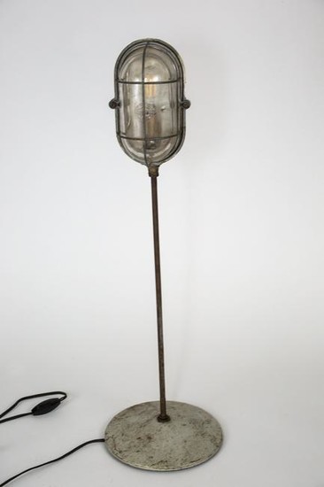 FRENCH INDUSTRIAL MODERNIST HUBLOT FACTORY DESK LAMP