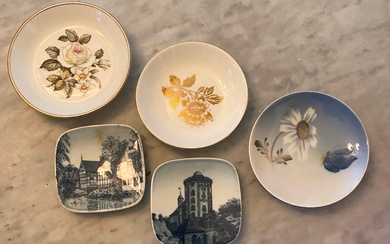 Five Pin Dishes, including Royal Copenhagen, Worcester & Wedgwood