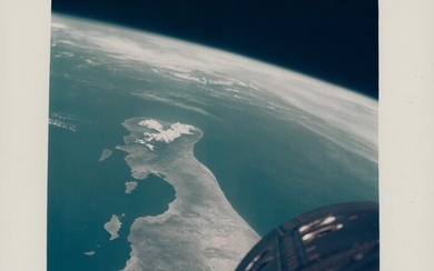 [Gemini V] Cover of LIFE: Earth from space over Baja California. G....
