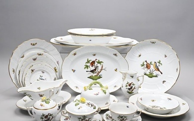 Herend Porcelain 'Rothschild Bird' Dinner Service