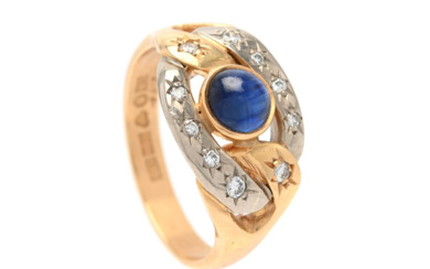 Jewellery Ring RING, 18K gold/white gold, cabochon cut blue sapphir...