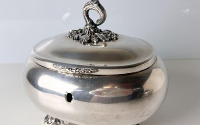 Koch & Bergfekd German Parcel Gilt 750 silver Judaica Etrog Box