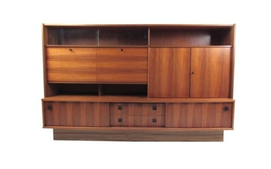 Large Mid-Century Modern Bookcase or Wall Unit