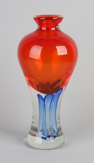 Large modern glass vase, baluster-shaped. 21st century.