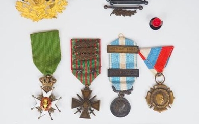 Lot of various decorations including, a commemorative medal of the...