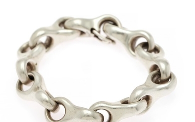 Ole Lynggaard: A sterling silver “Giga” bracelet. L. 21 cm. Weight app. 118 g.